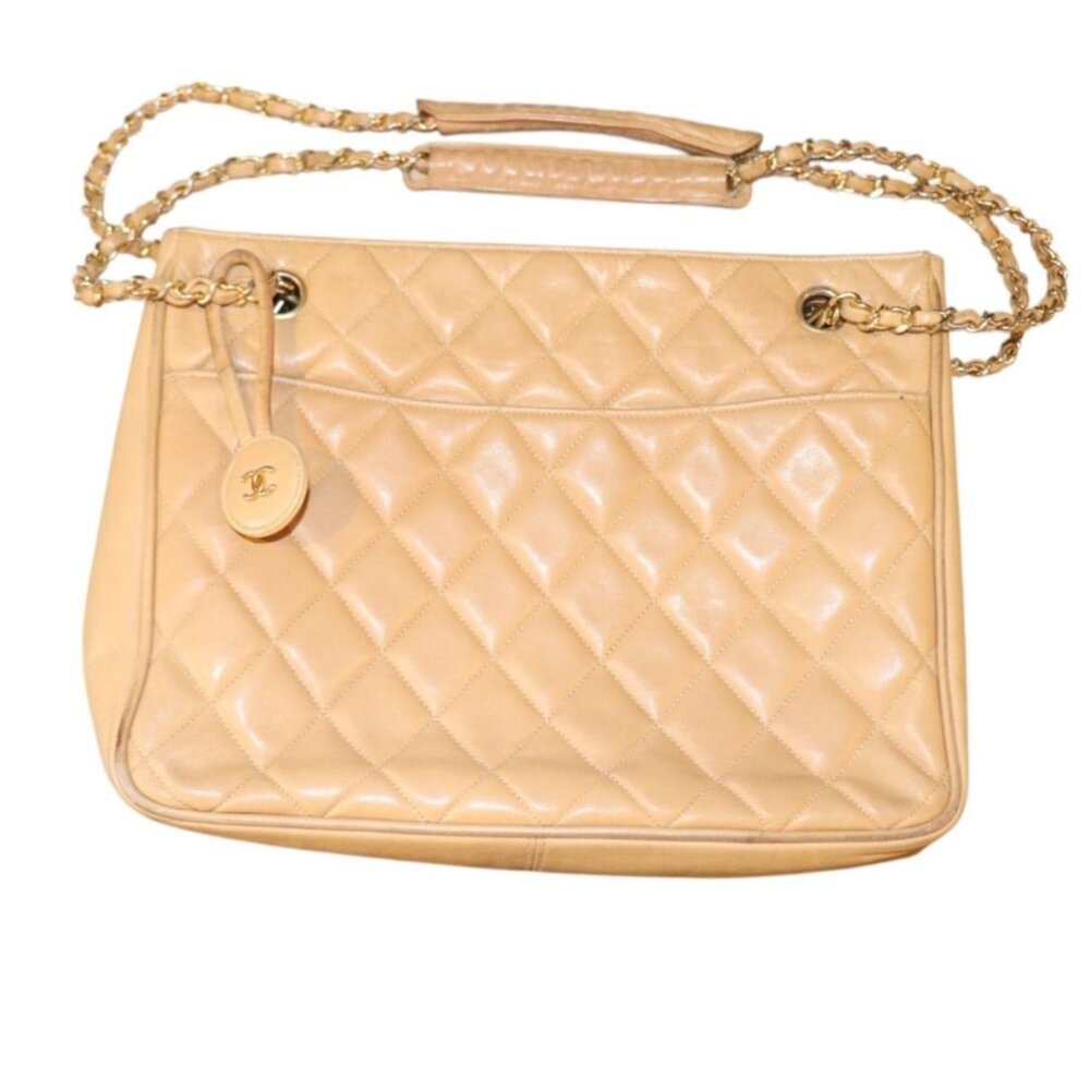 Chanel Quilted Beige Lamb Leather Shoulder Bag With Chain Strap & CC Charm - Picture 1 of 15